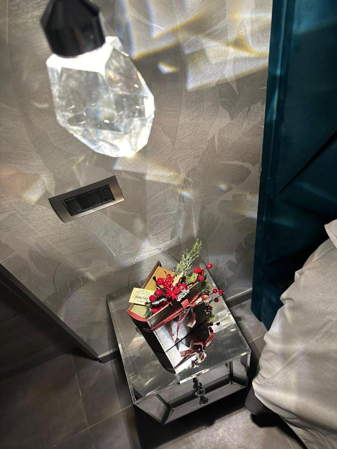 C3 Luxury Bed & Breakfast Наполи Екстериор снимка