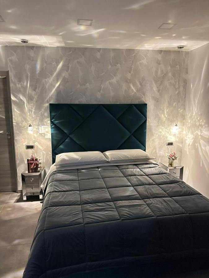 C3 Luxury Bed & Breakfast Наполи Екстериор снимка
