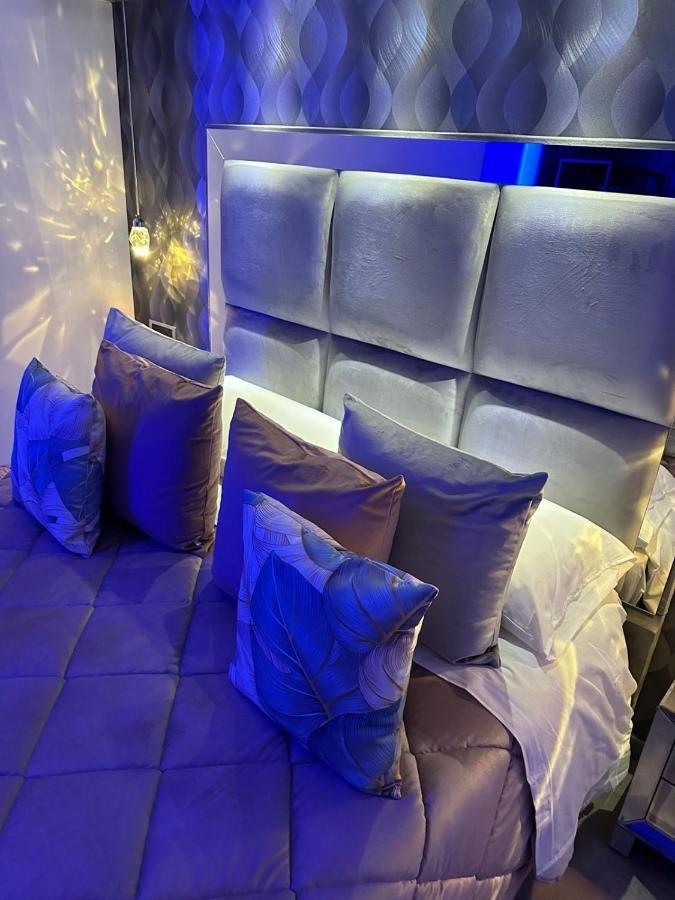 C3 Luxury Bed & Breakfast Наполи Екстериор снимка