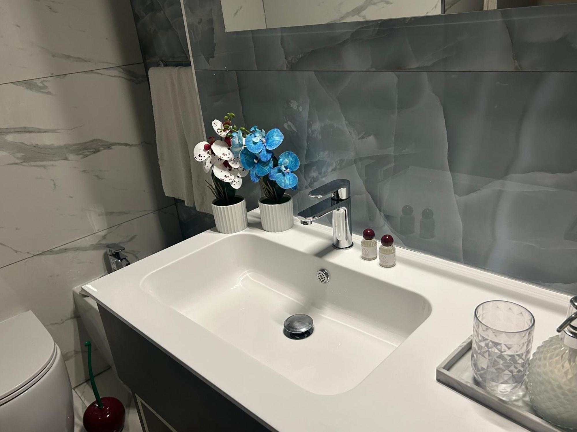 C3 Luxury Bed & Breakfast Наполи Екстериор снимка